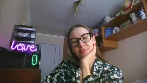 Snapshot of feraliss chatting on 17, 2, 2026 feraliss online show from 17, 2, 2026