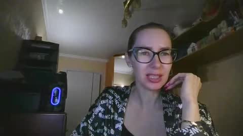Snapshot of feraliss chatting on 3, 4, 2026 feraliss online show from 3, 4, 2026