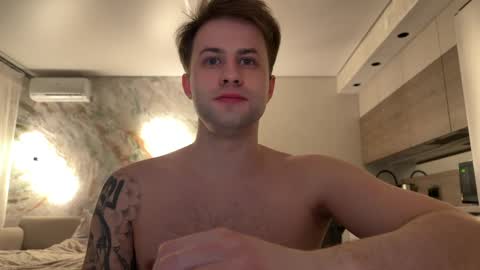 Snapshot of ferminlune chatting on 7, 4, 2026 ferminlune online show from 7, 4, 2026