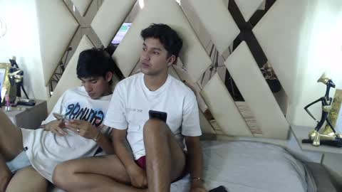 FER PHOENIX online show from 12, 1, 2025