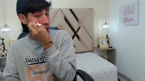 FER PHOENIX online show from 20, 2, 2025