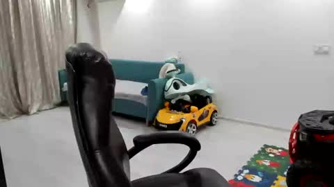 Snapshot of fetishcatalea chatting on 4, 8, 2026 Catalea DM online show from 4, 8, 2026