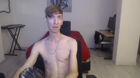 Snapshot of feuerfree chatting on 27, 2, 2025 FeuerHeat online show from 27, 2, 2025