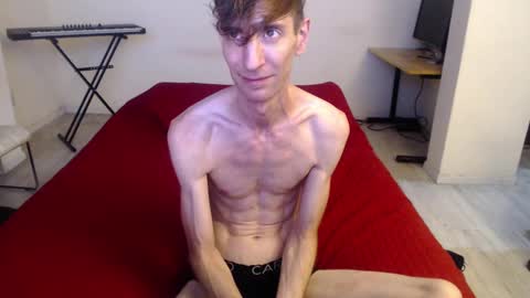 Snapshot of feuerfree chatting on 5, 3, 2025 FeuerHeat online show from 5, 3, 2025