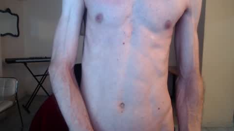 Snapshot of feuerfree chatting on 5, 3, 2025 FeuerHeat online show from 5, 3, 2025