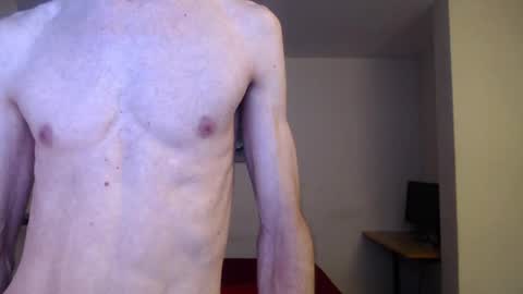 Snapshot of feuerfree chatting on 5, 3, 2025 FeuerHeat online show from 5, 3, 2025