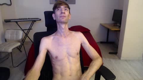 Snapshot of feuerfree chatting on 7, 3, 2025 FeuerHeat online show from 7, 3, 2025