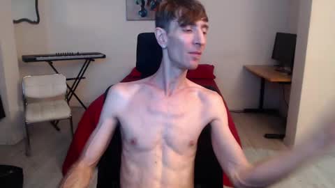 Snapshot of feuerfree chatting on 8, 3, 2025 FeuerHeat online show from 8, 3, 2025