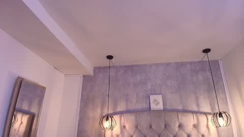   online show from 19, 11, 2025