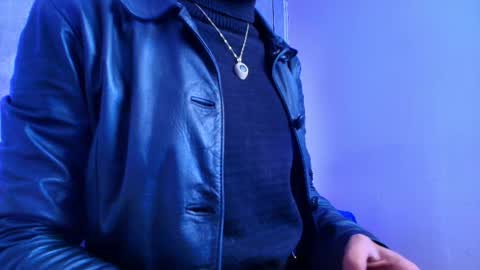   online show from 13, 12, 2025