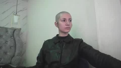   online show from 17, 3, 2026