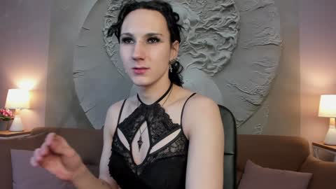 Honey Ill be waiting for you Tue Wed Thu Fri Sat Sun 10am-5pm online show from 31, 1, 2025