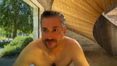 Snapshot of finante chatting on 9, 6, 2026 finante online show from 9, 6, 2026