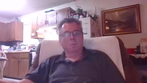 Snapshot of finderfiner chatting on 19, 5, 2026 finderfiner online show from 19, 5, 2026