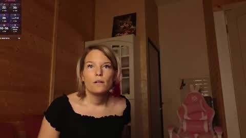 Snapshot of findom_lady_shine chatting on 11, 6, 2026 Lady online show from 11, 6, 2026