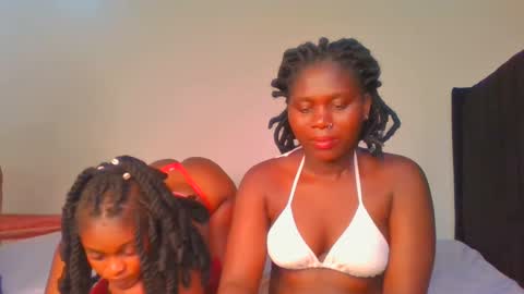 Snapshot of fine_melanie chatting on 18, 1, 2025 melanie online show from 18, 1, 2025