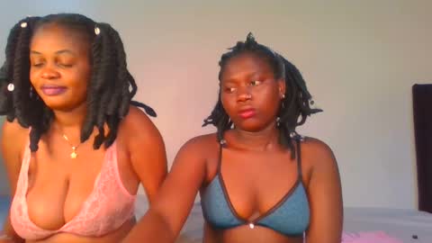 Snapshot of fine_melanie chatting on 21, 1, 2025 melanie online show from 21, 1, 2025