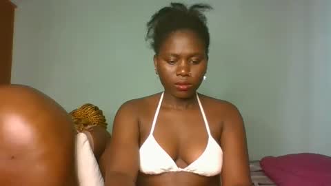 Snapshot of fine_melanie chatting on 18, 2, 2025 melanie online show from 18, 2, 2025