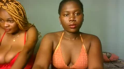 Snapshot of fine_melanie chatting on 22, 2, 2025 melanie online show from 22, 2, 2025