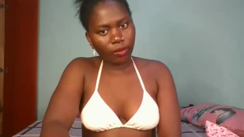 Snapshot of fine_melanie chatting on 22, 2, 2025 melanie online show from 22, 2, 2025