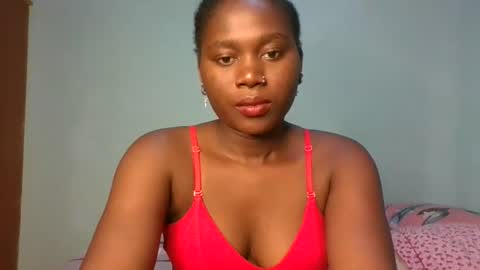 Snapshot of fine_melanie chatting on 23, 2, 2025 melanie online show from 23, 2, 2025