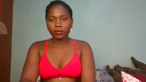 Snapshot of fine_melanie chatting on 23, 2, 2025 melanie online show from 23, 2, 2025