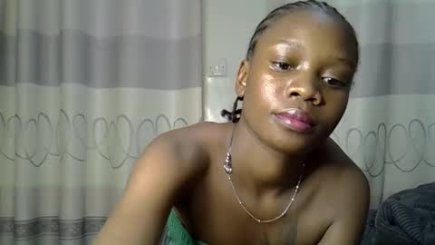 Snapshot of fine_queen12 chatting on 29, 12, 2024 fine_queen12 online show from 29, 12, 2024