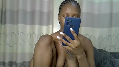 Snapshot of fine_queen12 chatting on 31, 12, 2024 fine_queen12 online show from 31, 12, 2024