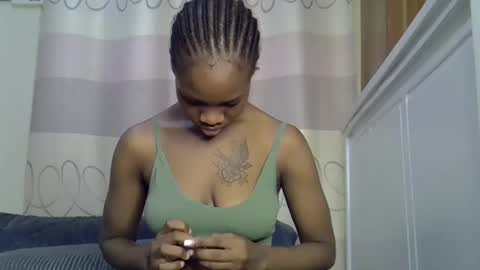 Snapshot of fine_queen12 chatting on 9, 1, 2025 fine_queen12 online show from 9, 1, 2025