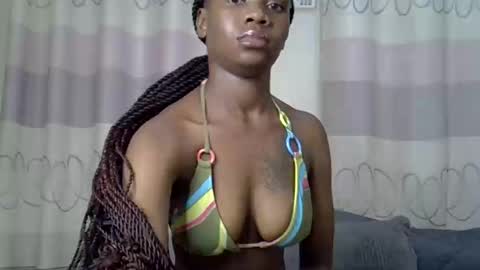 Snapshot of fine_queen12 chatting on 10, 3, 2025 fine_queen12 online show from 10, 3, 2025