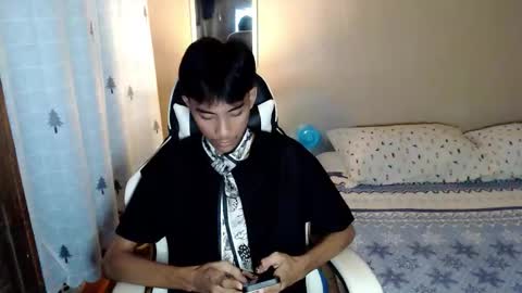 Snapshot of fineboii_rey18 chatting on 7, 10, 2025 fineboii_rey18 online show from 7, 10, 2025