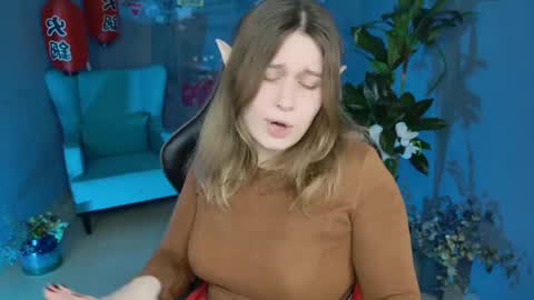 Snapshot of fioramarmoris chatting on 16, 2, 2025 fiora online show from 16, 2, 2025