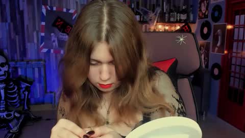 fiora online show from 30, 10, 2025