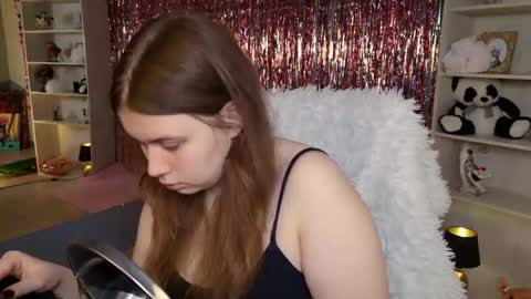 fiora online show from 17, 4, 2026