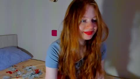 fire_luna online show from 4, 1, 2025