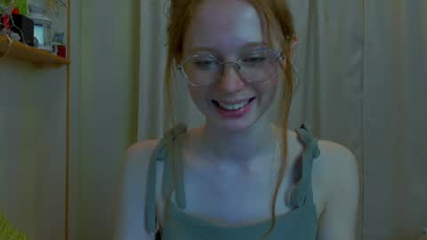 Snapshot of fire_luna chatting on 3, 6, 2026 fire_luna online show from 3, 6, 2026