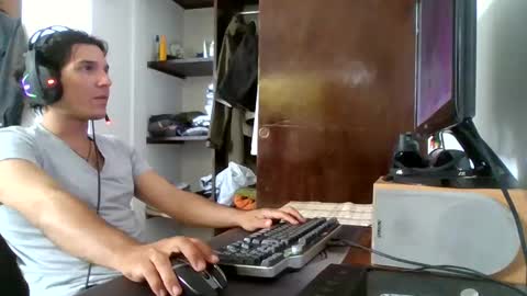 Ricardo online show from 3, 1, 2025