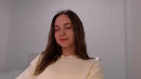 fireflies_fly_ online show from 23, 9, 2025