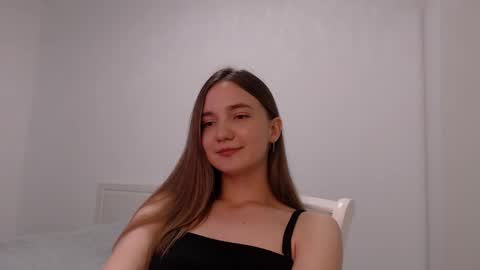 fireflies_fly_ online show from 26, 9, 2025