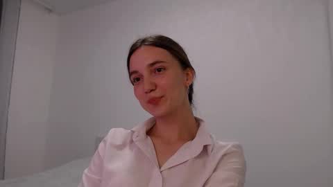 fireflies_fly_ online show from 1, 10, 2025