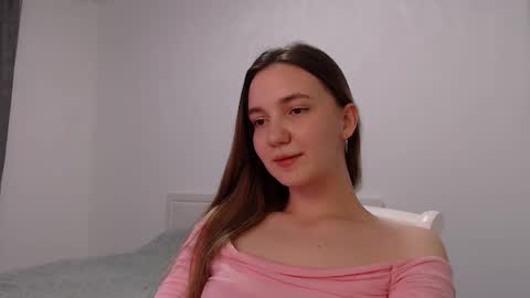 fireflies_fly_ online show from 1, 12, 2025