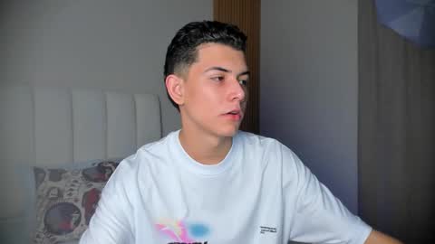 Nicolas online show from 10, 1, 2026