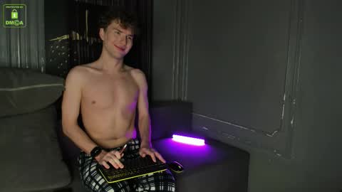 Sexy Tony online show from 11, 10, 2025