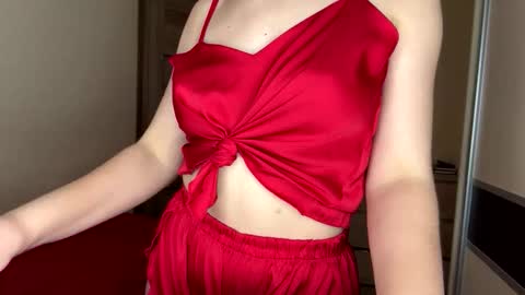 Snapshot of fit_kitty18 chatting on 13, 10, 2025 fit kitty18 online show from 13, 10, 2025