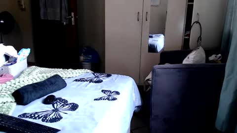 fitblair66_ online show from 17, 9, 2025