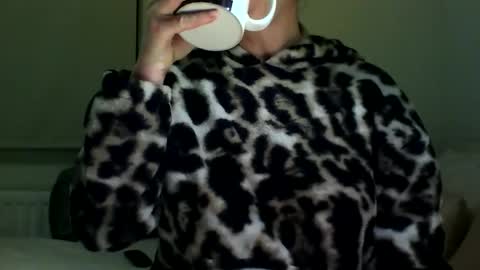 Fitbut online show from 12, 1, 2025