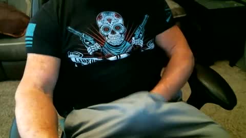 Snapshot of fitguy40 chatting on 8, 1, 2025 fitguy40 online show from 8, 1, 2025