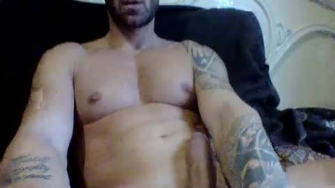 Snapshot of fitness1989 chatting on 8, 1, 2025 fitness1989 online show from 8, 1, 2025