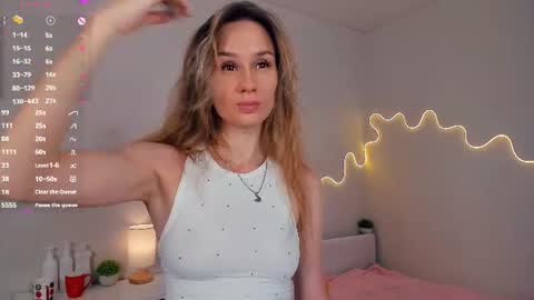 Snapshot of fizana chatting on 10, 6, 2026 Kira online show from 10, 6, 2026