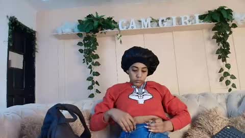 Snapshot of flavia_cruz chatting on 13, 5, 2026 Flavia online show from 13, 5, 2026